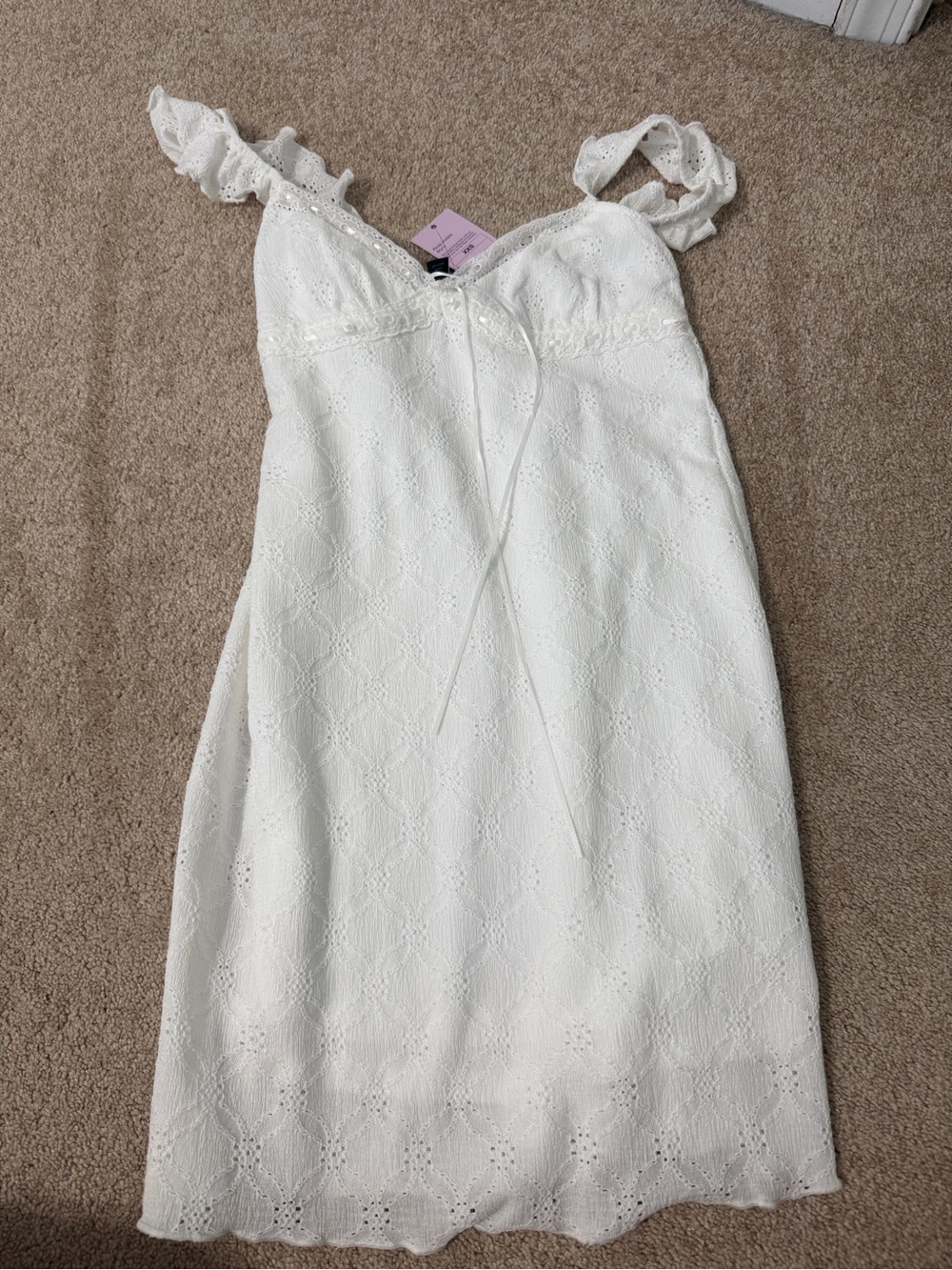 NEW Wild fable White Eyelet Lace Chemise